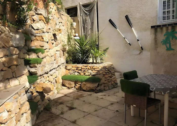 Fleurs De Pampa Apartment Cassis